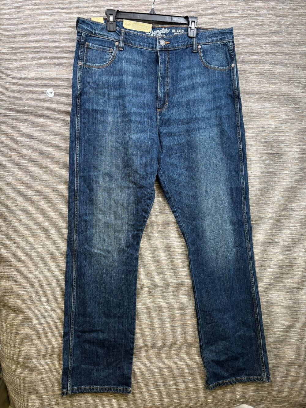 Wrangler Retro Relaxed Fit Bootcut Jeans Mens JH Wash Size 40x36 High Rise NEW